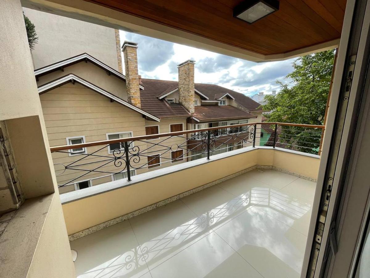 Novo E No Centro De Gramado Apartment Luaran gambar